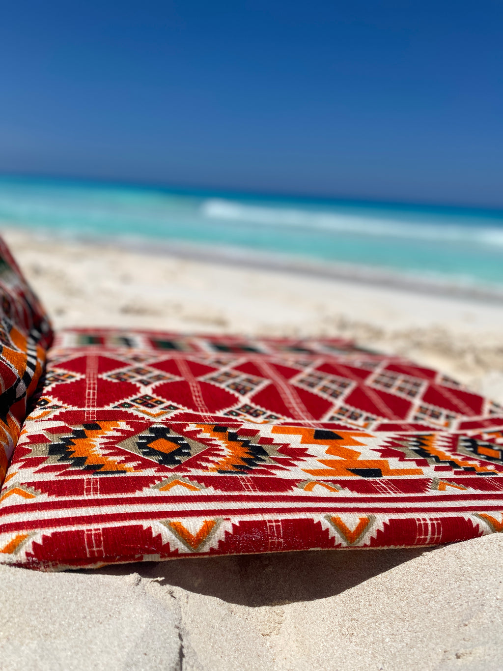Sahara Arabic Geometric Foldable Backseat
